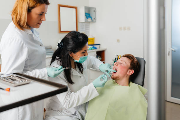 Best Tooth Infection Emergency Dentist  in Grandview, OK